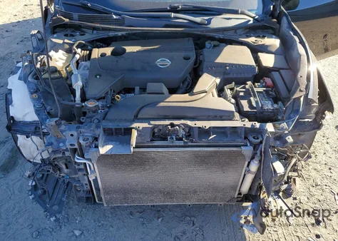 2015 Nissan Altima 2.5 from USA, damaged, VIN 1N4AL3AP7FN402530